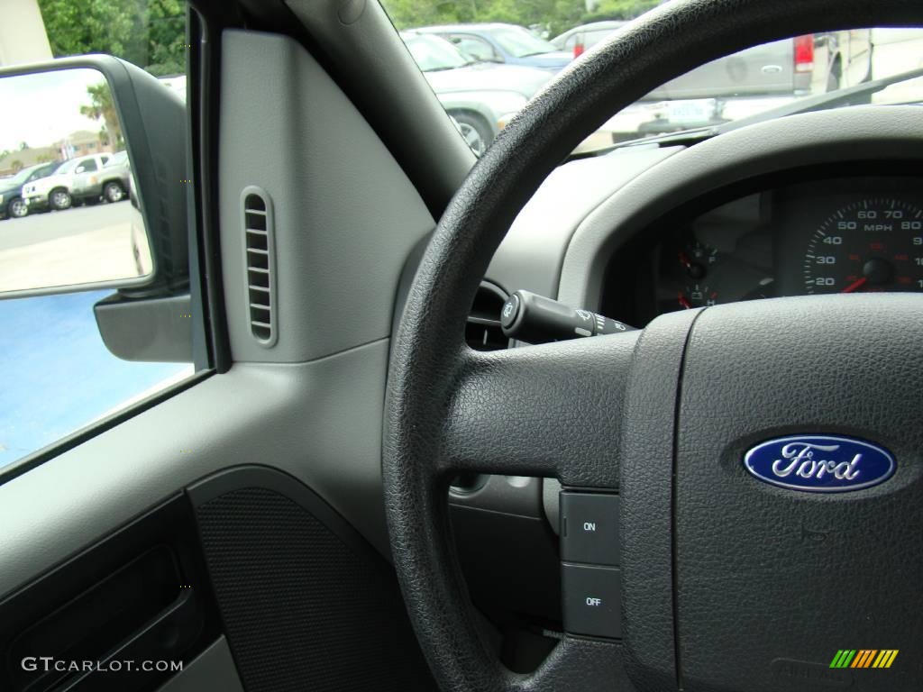 2005 F150 XL Regular Cab - Dark Shadow Grey Metallic / Medium Flint Grey photo #16