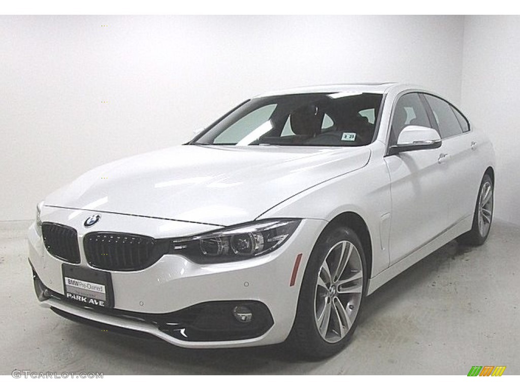 2018 4 Series 430i xDrive Gran Coupe - Mineral White Metallic / Coral Red photo #1