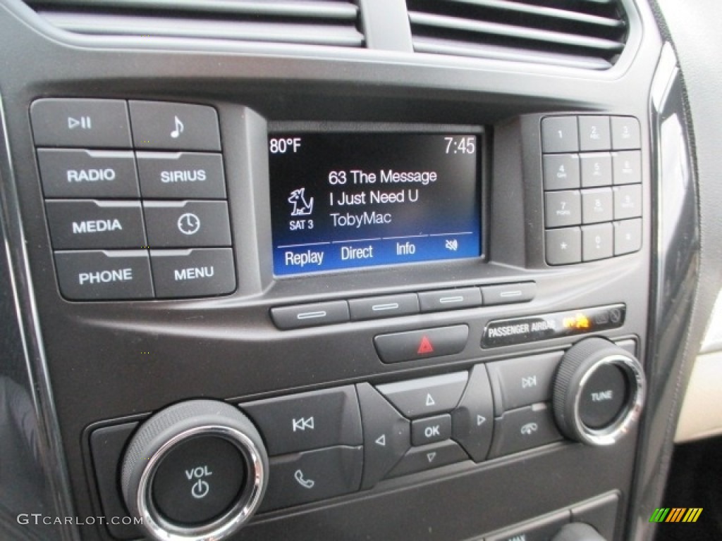 2018 Explorer XLT - Blue Metallic / Medium Stone photo #10