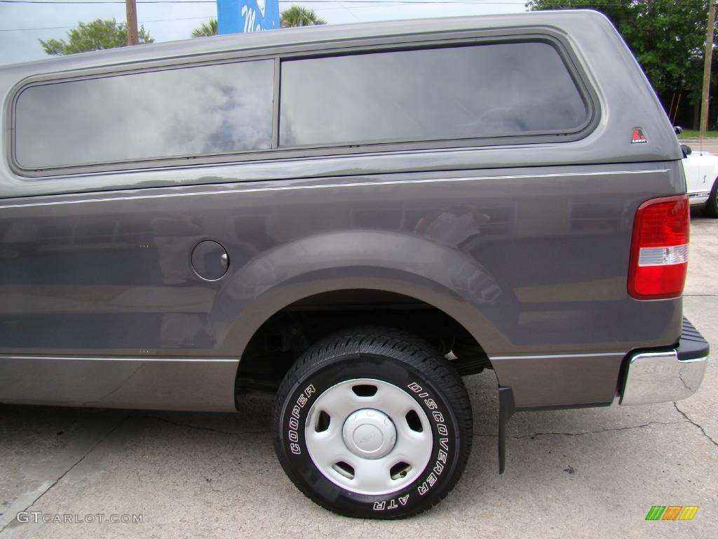 2005 F150 XL Regular Cab - Dark Shadow Grey Metallic / Medium Flint Grey photo #22
