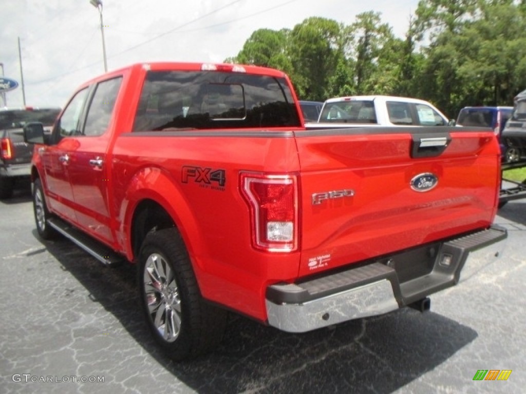 2017 F150 XLT SuperCrew 4x4 - Race Red / Earth Gray photo #4