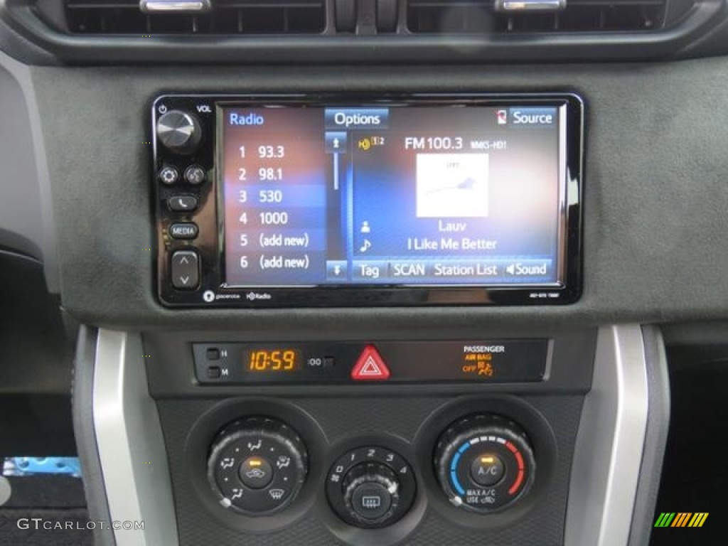 2019 Toyota 86 GT Controls Photo #128978641