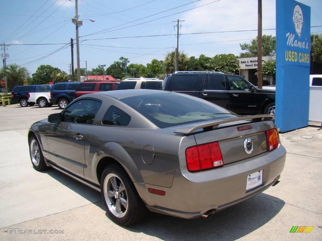 2005 Mustang GT Deluxe Coupe - Mineral Grey Metallic / Medium Parchment photo #6