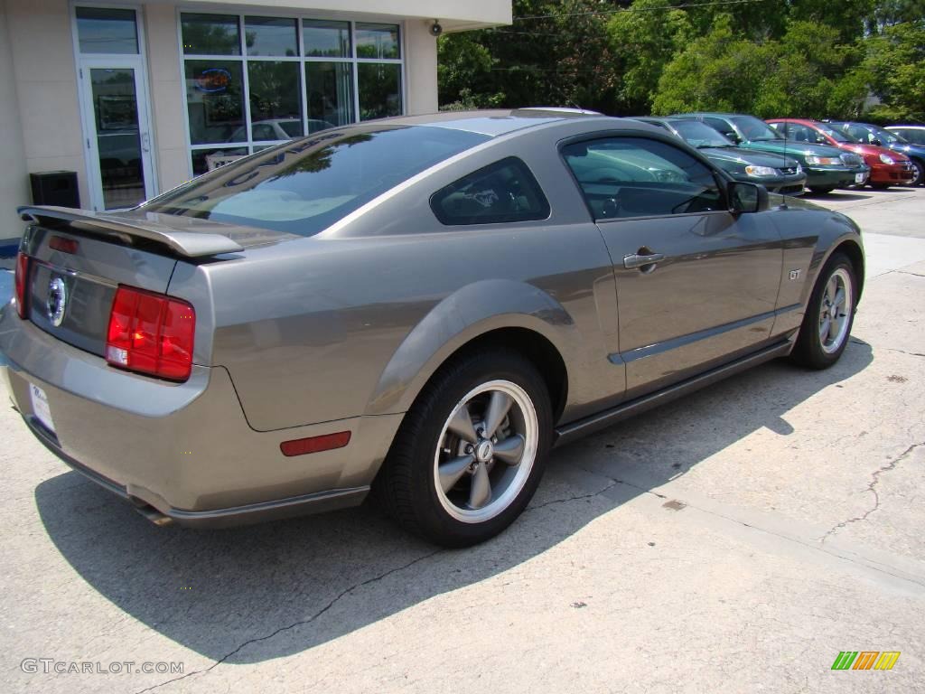 2005 Mustang GT Deluxe Coupe - Mineral Grey Metallic / Medium Parchment photo #8