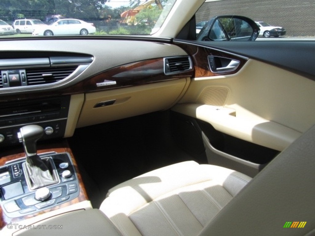 2012 A7 3.0T quattro Prestige - Brilliant Black / Velvet Beige photo #14