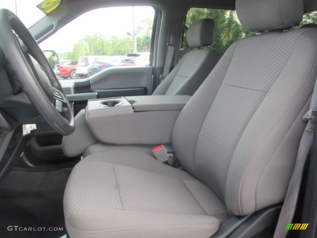 2018 F150 XLT SuperCrew - Ingot Silver / Earth Gray photo #9
