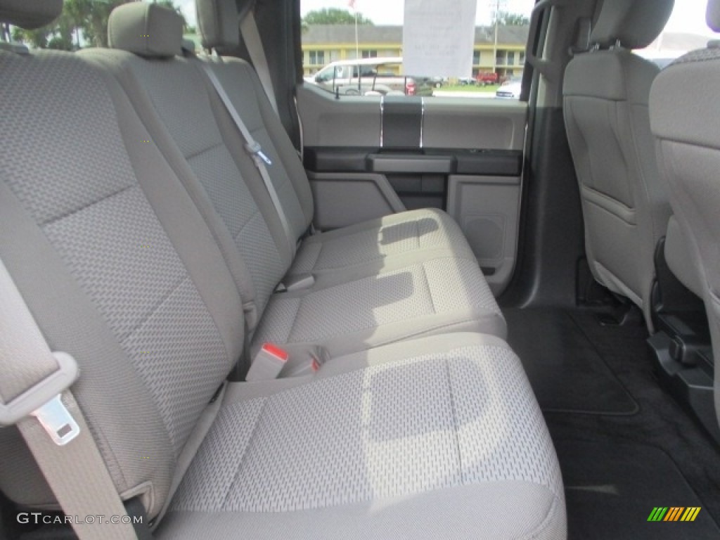 2018 F150 XLT SuperCrew - Ingot Silver / Earth Gray photo #11