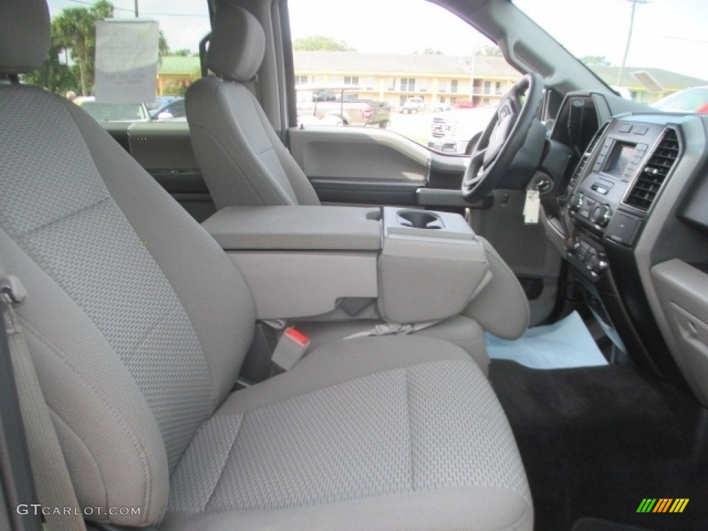 2018 F150 XLT SuperCrew - Ingot Silver / Earth Gray photo #12