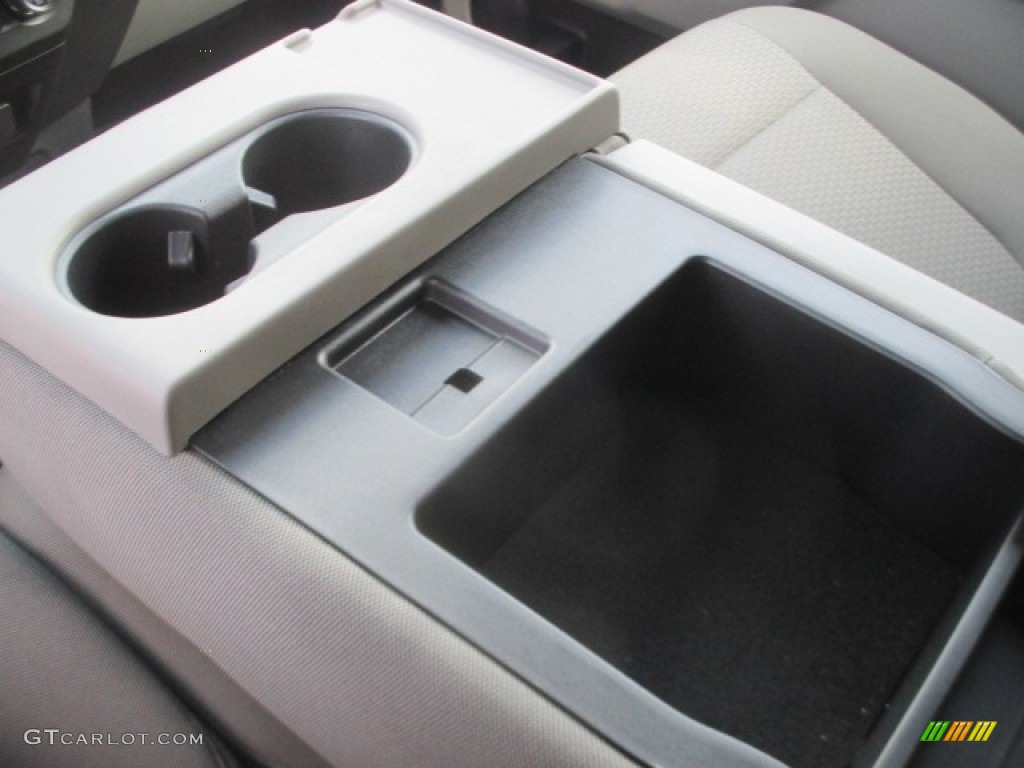 2018 F150 XLT SuperCrew - Ingot Silver / Earth Gray photo #17