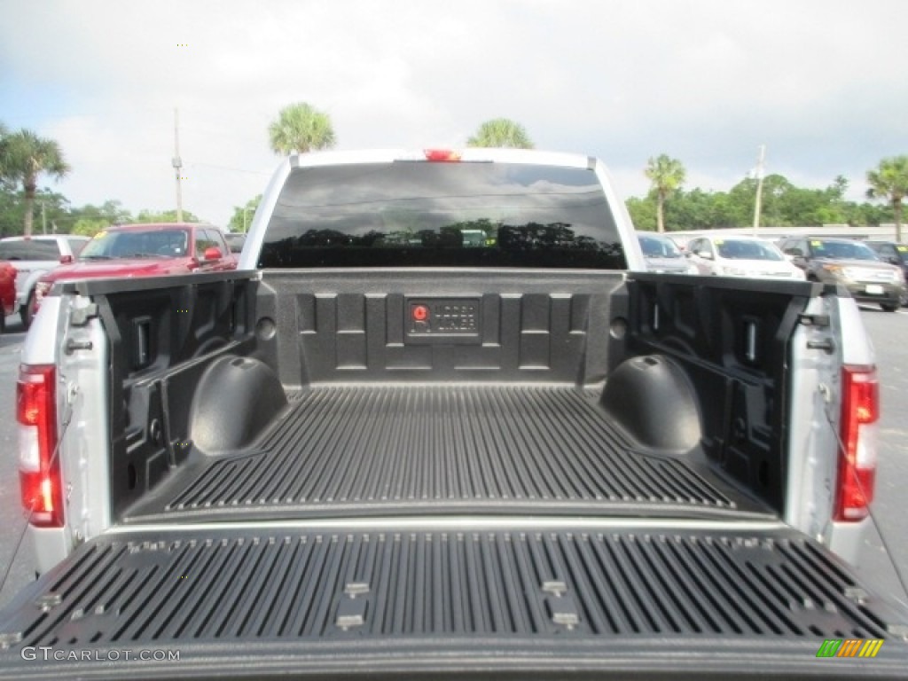2018 F150 XLT SuperCrew - Ingot Silver / Earth Gray photo #19