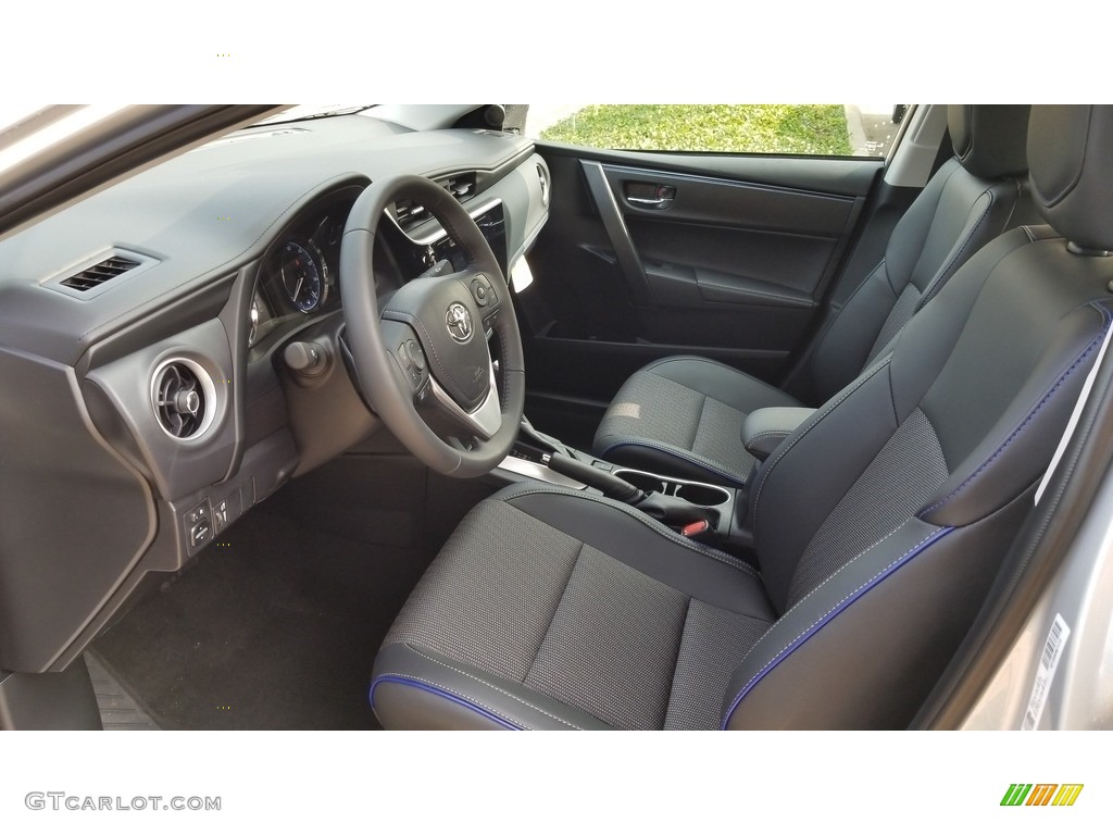 Black Interior 2019 Toyota Corolla SE Photo #128985775
