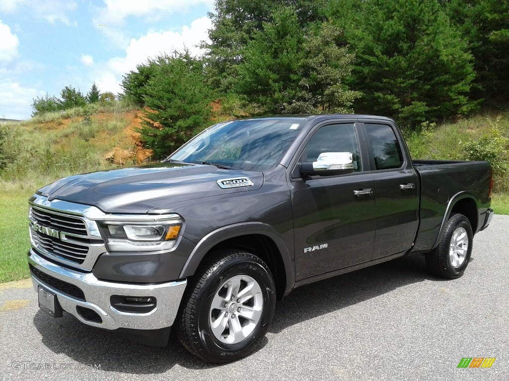 2019 1500 Laramie Quad Cab 4x4 - Granite Crystal Metallic / Black photo #2