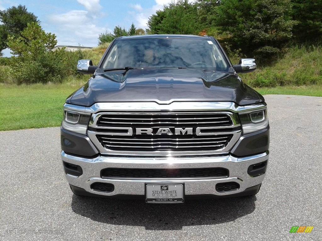 2019 1500 Laramie Quad Cab 4x4 - Granite Crystal Metallic / Black photo #3