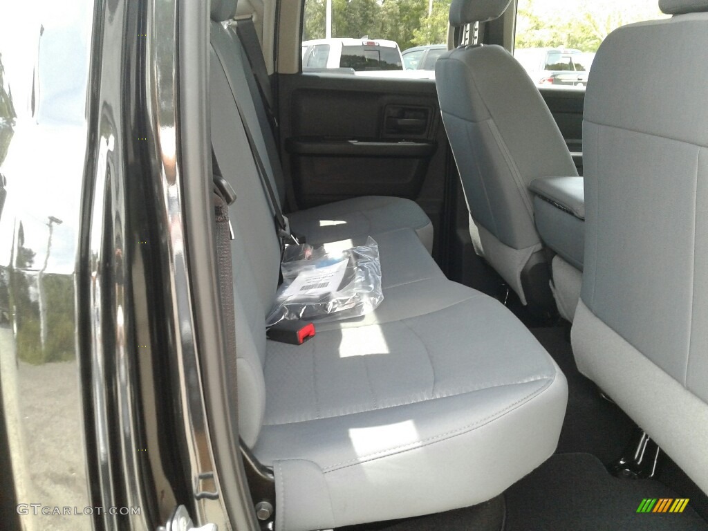 2018 1500 Express Quad Cab - Brilliant Black Crystal Pearl / Black/Diesel Gray photo #11