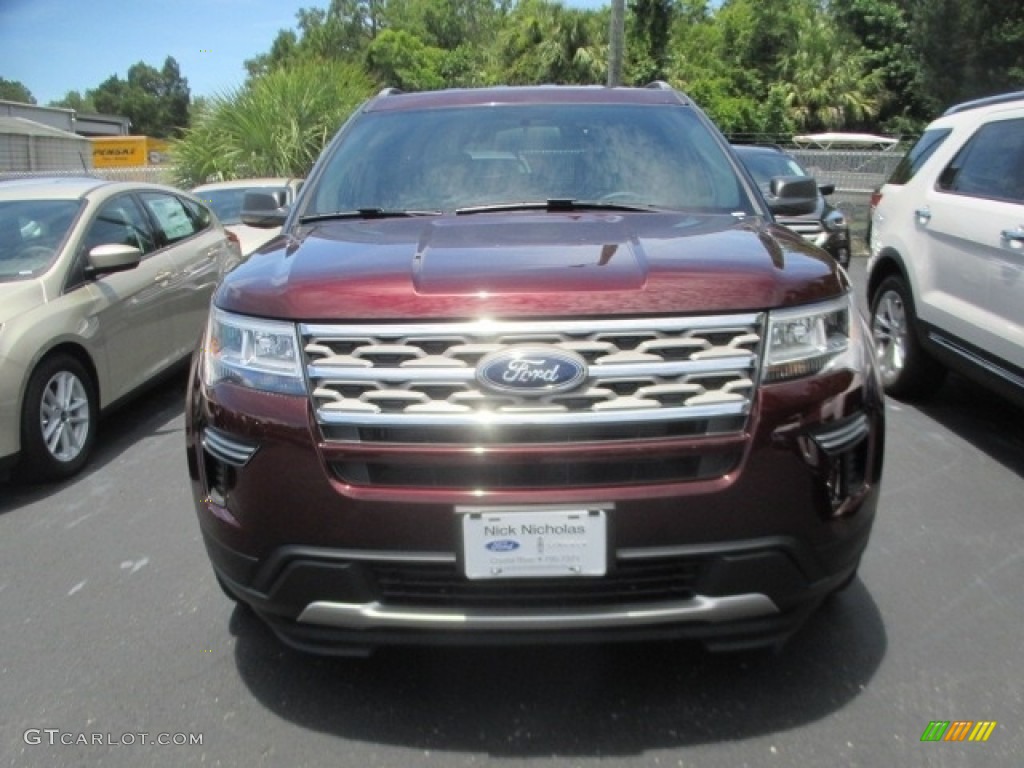 2018 Explorer XLT - Burgundy Velvet / Medium Stone photo #2