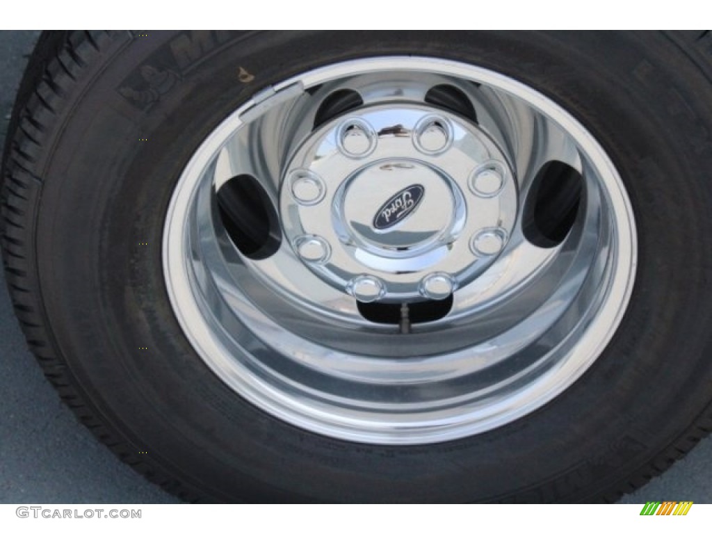 2019 F350 Super Duty XLT Crew Cab 4x4 - Ingot Silver / Earth Gray photo #10
