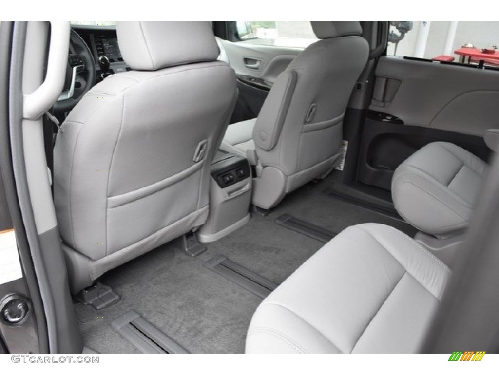 2019 Sienna XLE AWD - Predawn Gray Mica / Ash photo #14