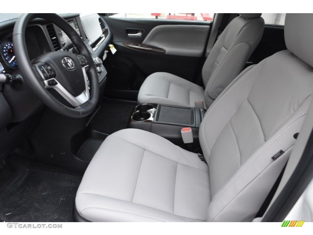 2019 Sienna XLE AWD - Blizzard Pearl White / Ash photo #6