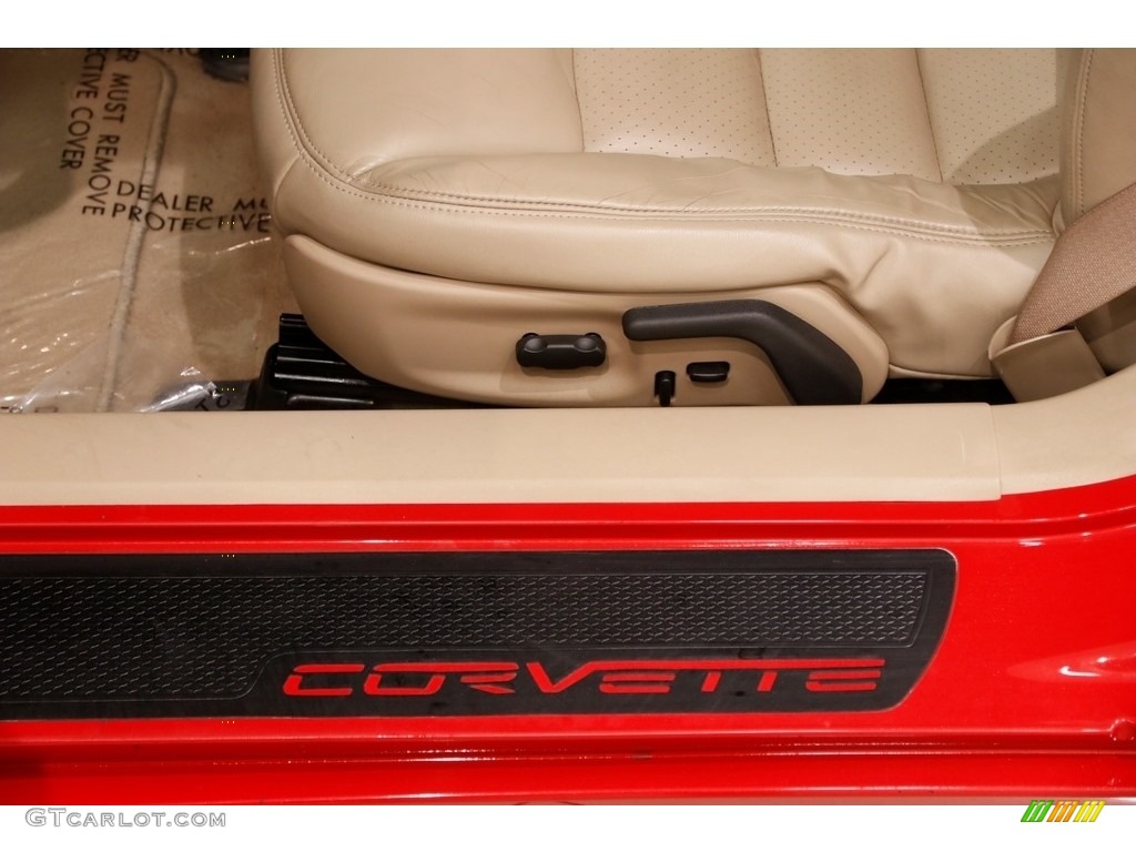 2005 Corvette Coupe - Victory Red / Cashmere photo #6