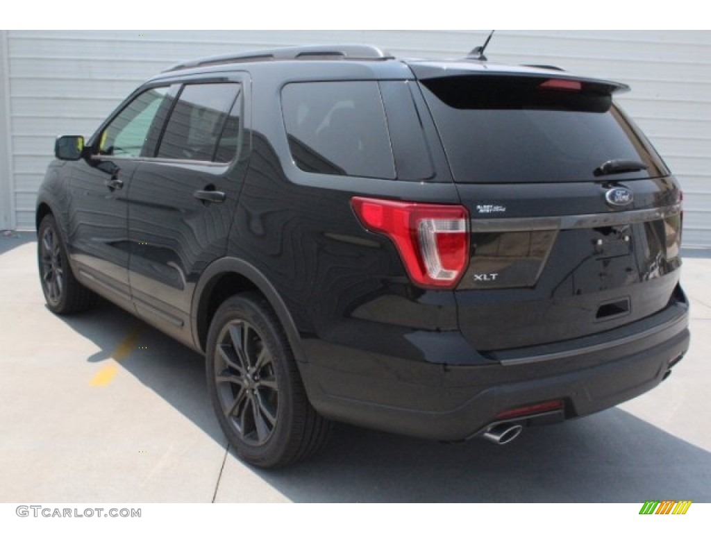 2018 Explorer XLT - Shadow Black / Ebony Black photo #7