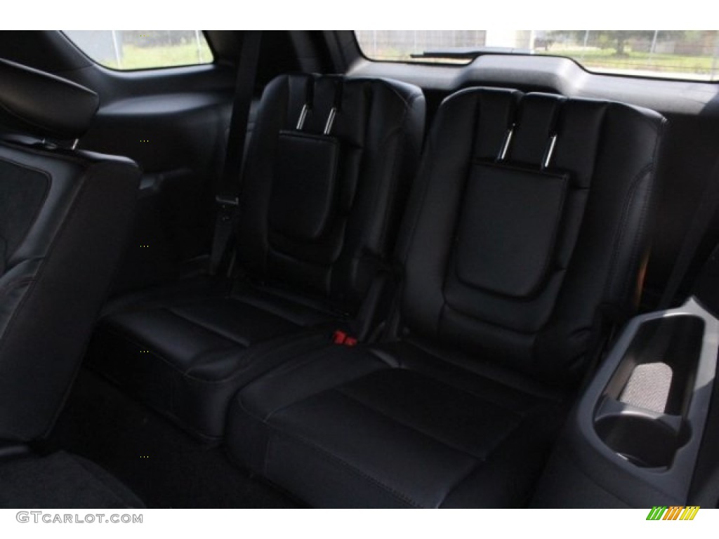 2018 Explorer XLT - Shadow Black / Ebony Black photo #26
