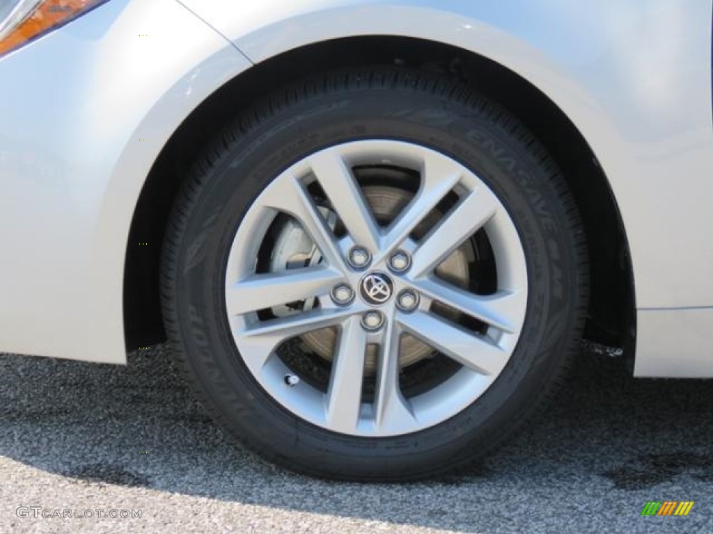 2019 Toyota Corolla Hatchback SE Wheel Photo #129013395
