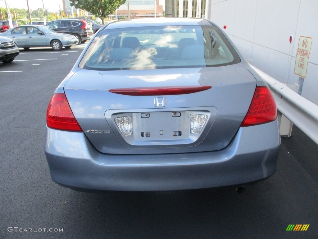 2007 Accord LX Sedan - Cool Blue Metallic / Gray photo #4