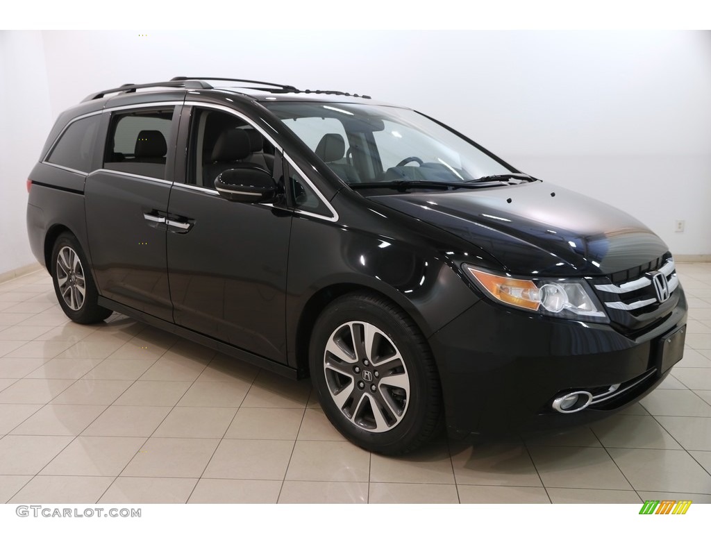 Crystal Black Pearl Honda Odyssey