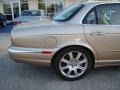 Topaz Metallic - XJ XJ8 Photo No. 27