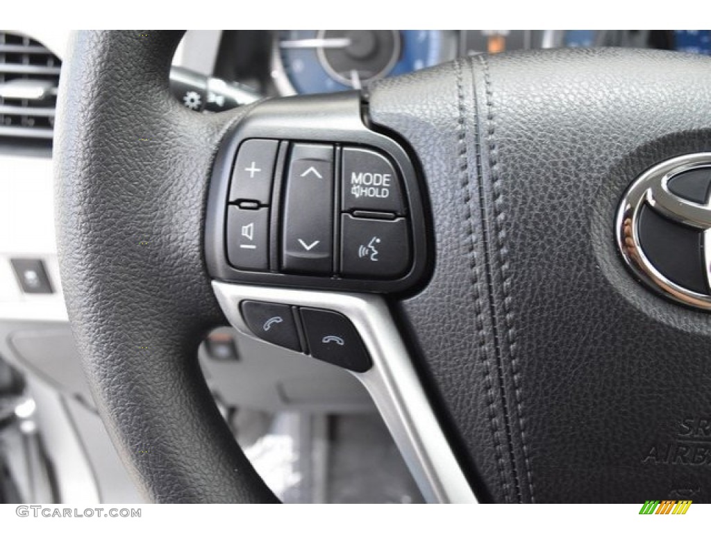 2019 Toyota Sienna LE Ash Steering Wheel Photo #129021882