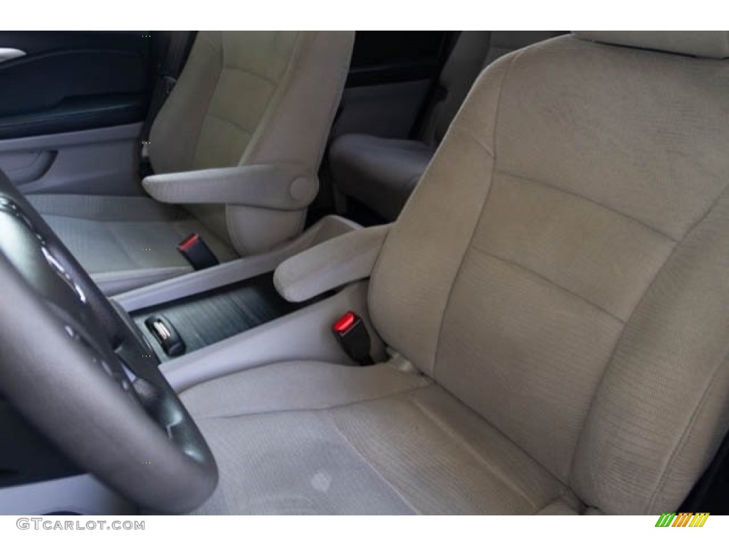 2016 Pilot EX - Lunar Silver Metallic / Gray photo #17