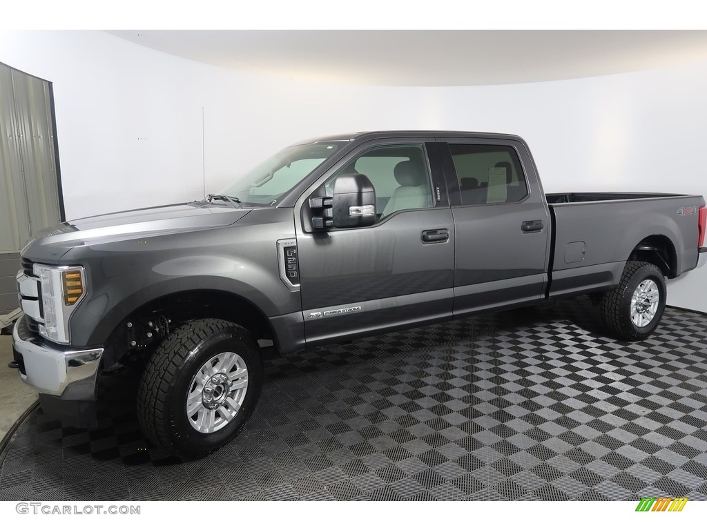 2018 F250 Super Duty XLT Crew Cab 4x4 - Stone Gray / Earth Gray photo #7