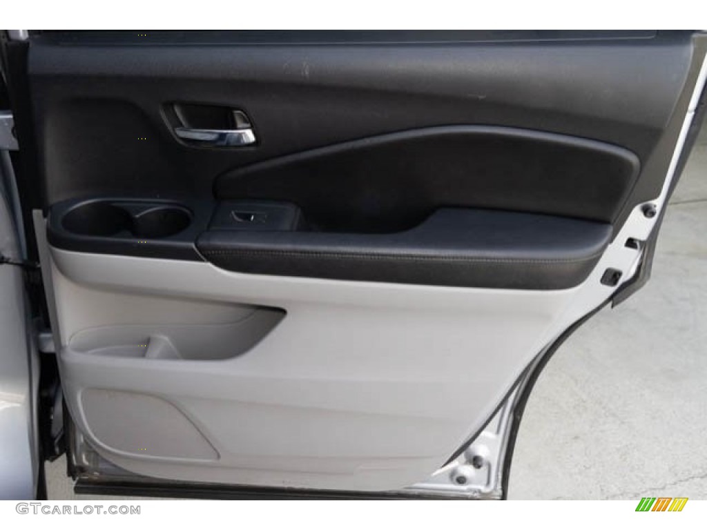 2016 Pilot EX - Lunar Silver Metallic / Gray photo #32