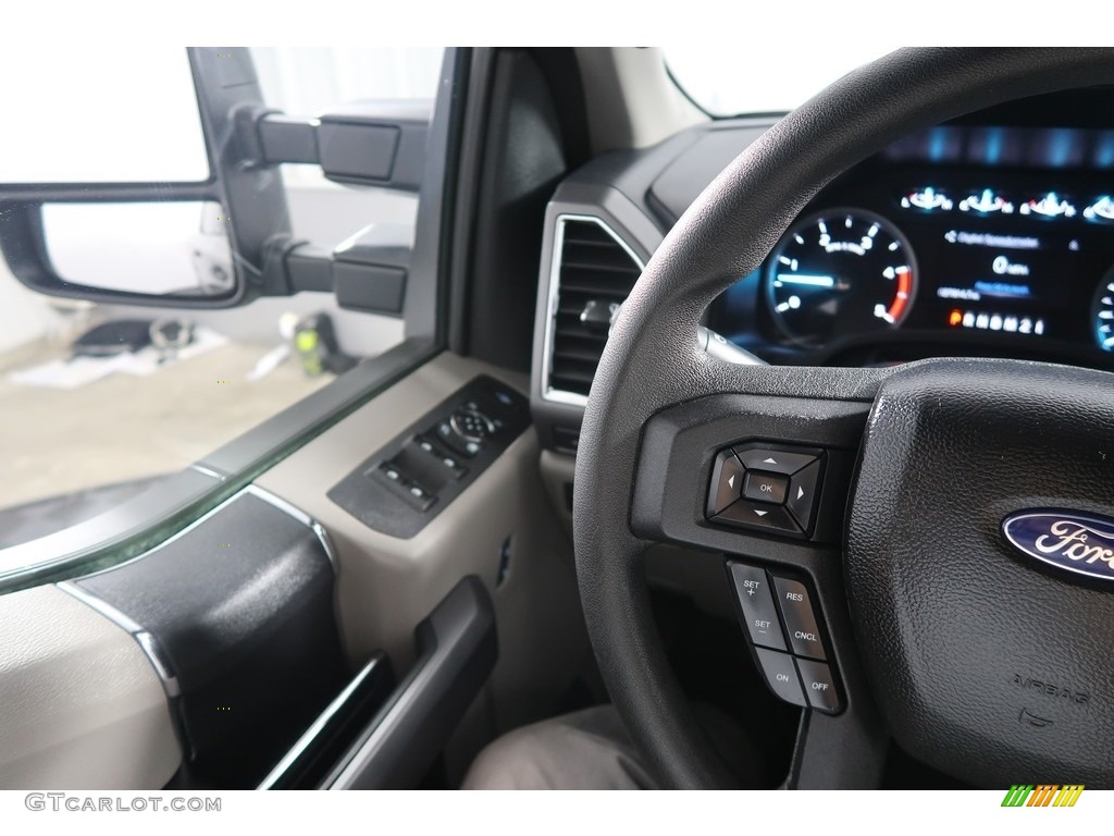 2018 F250 Super Duty XLT Crew Cab 4x4 - Stone Gray / Earth Gray photo #11