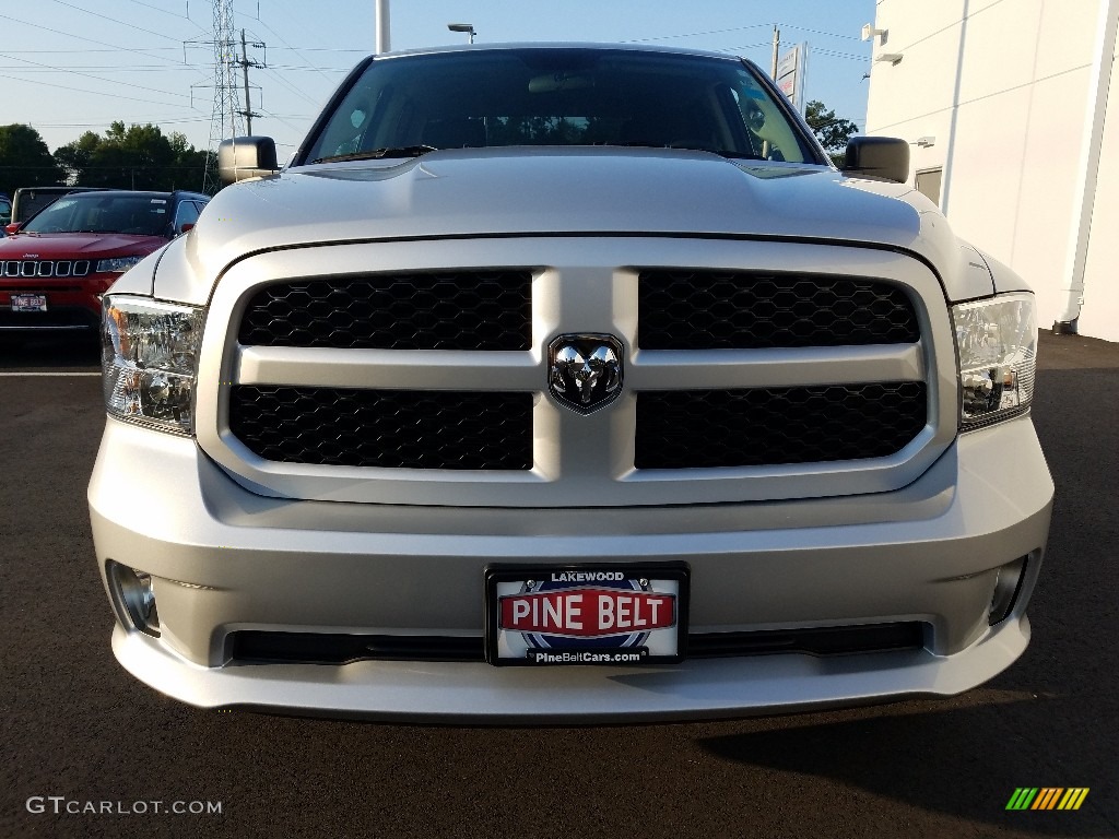 2019 1500 Classic Express Quad Cab 4x4 - Bright Silver Metallic / Black photo #2