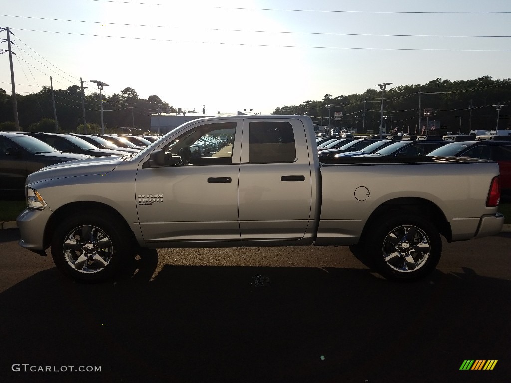 2019 1500 Classic Express Quad Cab 4x4 - Bright Silver Metallic / Black photo #3