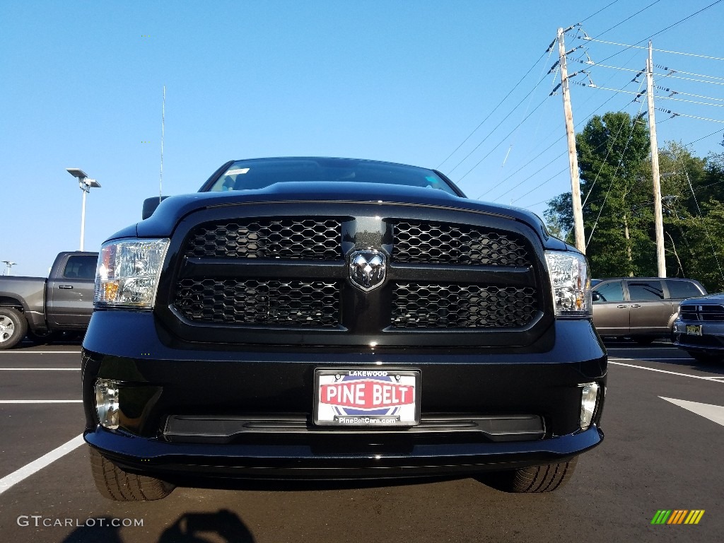 2019 1500 Classic Express Quad Cab 4x4 - Brilliant Black Crystal Pearl / Black photo #2