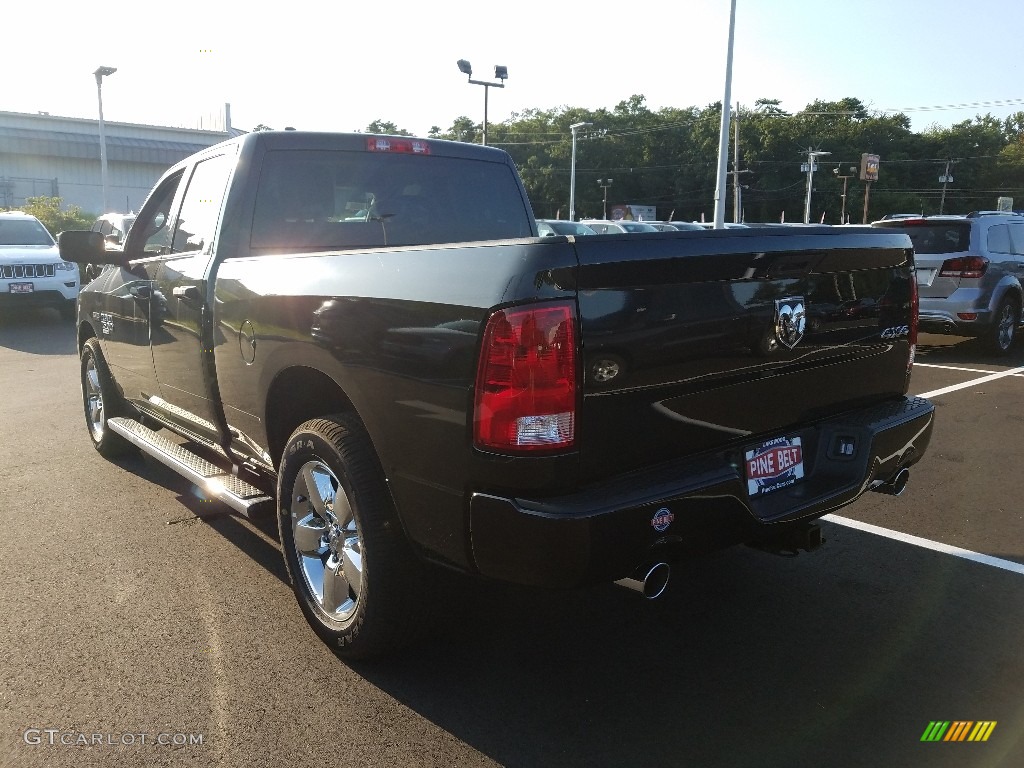 2019 1500 Classic Express Quad Cab 4x4 - Brilliant Black Crystal Pearl / Black photo #4