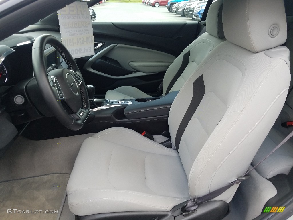 Medium Ash Gray Interior 2017 Chevrolet Camaro LT Convertible Photo #129030534