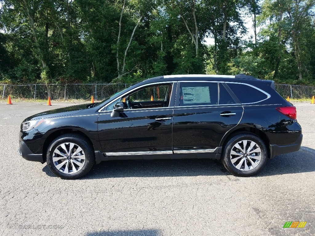 Crystal Black Silica 2019 Subaru Outback 3.6R Touring Exterior Photo #129035340