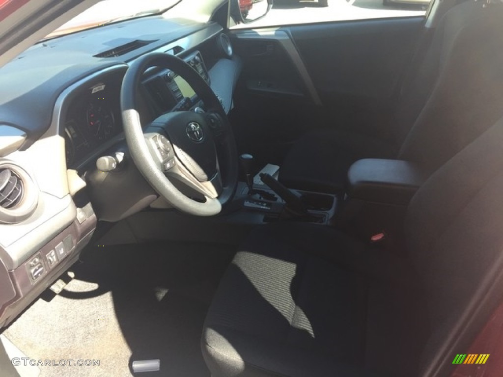2018 RAV4 LE - Ruby Flare Pearl / Black photo #10