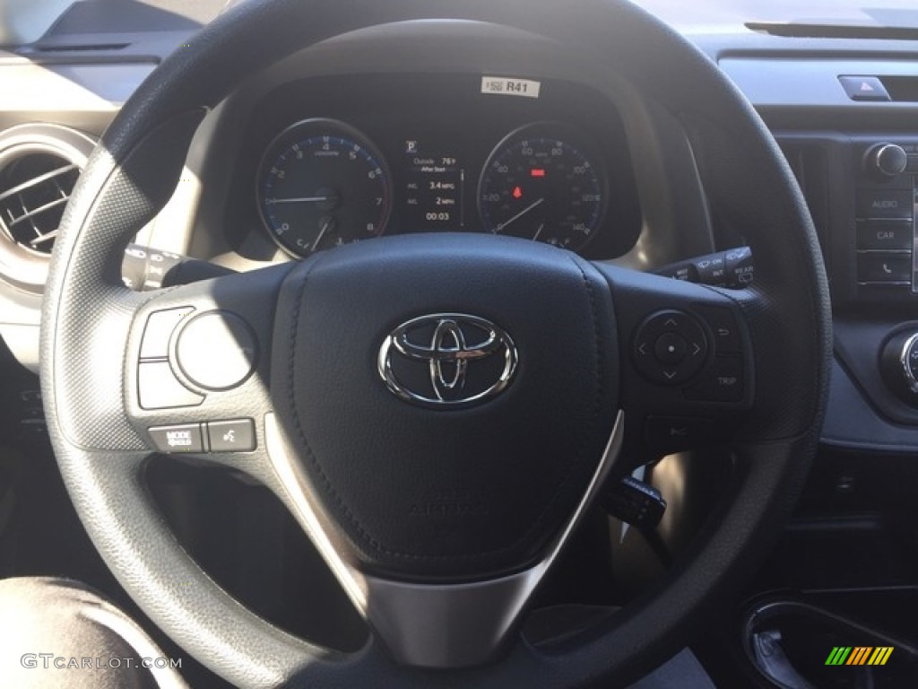 2018 RAV4 LE - Ruby Flare Pearl / Black photo #17