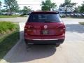 Cardinal Red Metallic - Tiguan SE 4MOTION Photo No. 5