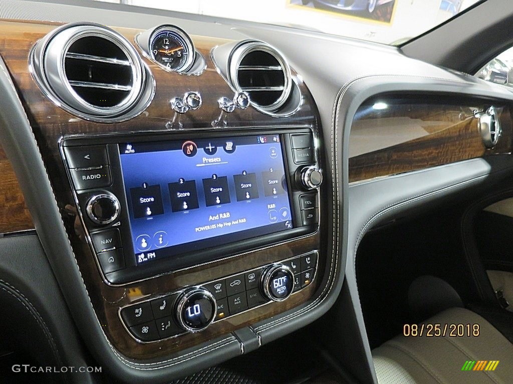 2018 Bentley Bentayga W12 Controls Photo #129043715