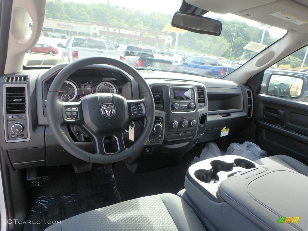 Black/Diesel Gray Interior 2019 Ram 1500 Classic Express Quad Cab 4x4 Photo #129045971