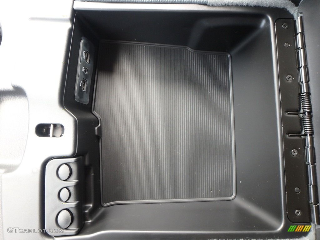 2019 1500 Classic Express Quad Cab 4x4 - Maximum Steel Metallic / Black/Diesel Gray photo #18
