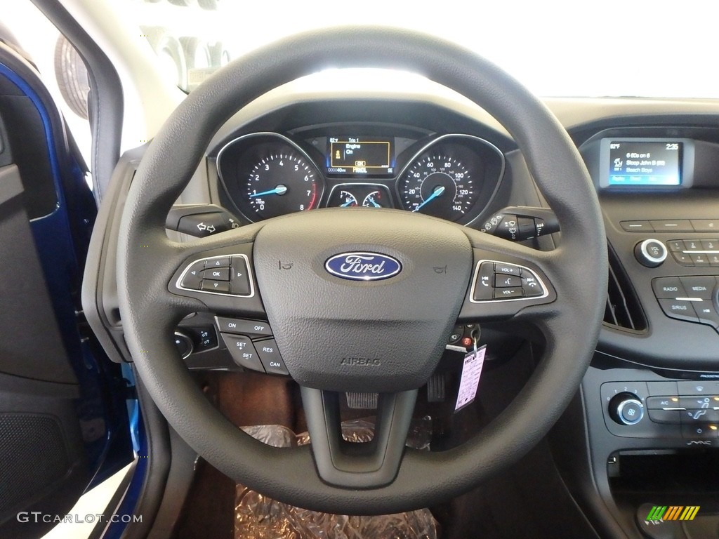 2018 Focus SE Hatch - Lightning Blue / Charcoal Black photo #14