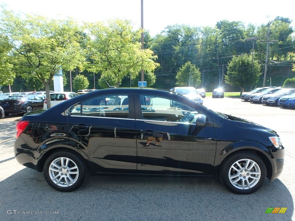 2012 Sonic LT Sedan - Black / Jet Black/Dark Titanium photo #6