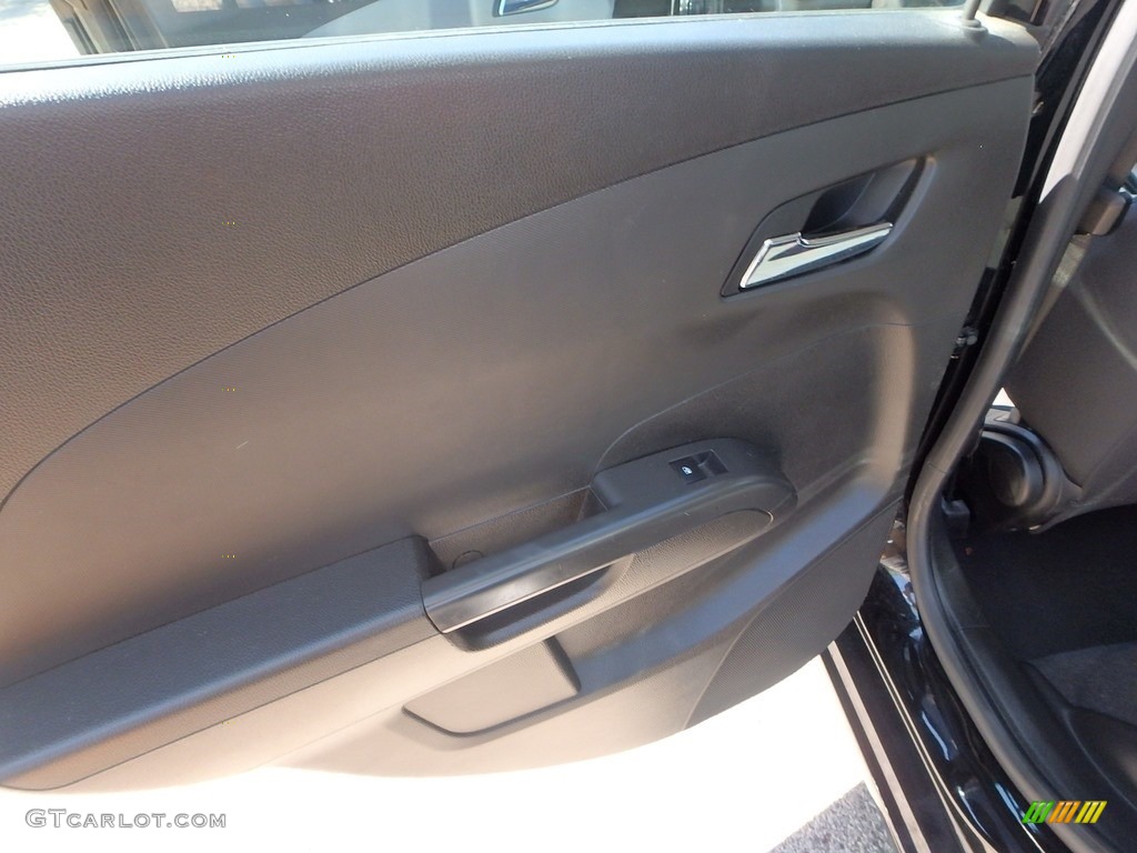 2012 Sonic LT Sedan - Black / Jet Black/Dark Titanium photo #18