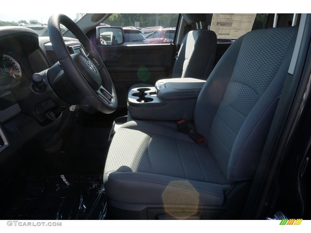 2019 1500 Classic Express Crew Cab 4x4 - Maximum Steel Metallic / Black/Diesel Gray photo #4